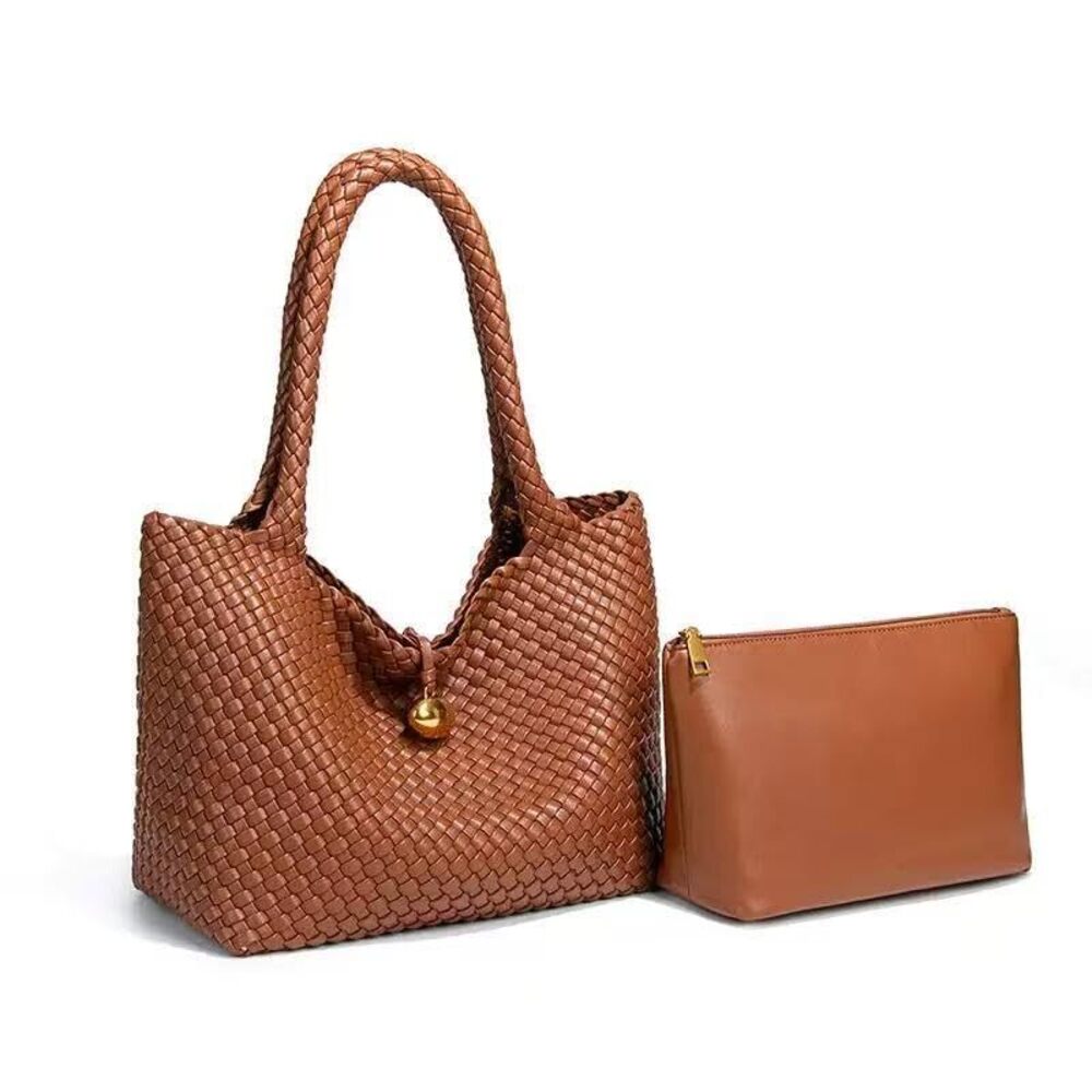 5582 Luxury Woven Leather Hobo Handbag with Matching Pouch, Brown Braided